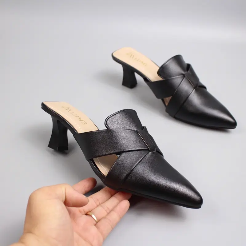 SỤC QUAI ĐAN CHÉO MŨI NHỌN 2 màu kem và đen size 35-42 , gót cao 5p, chính hãng bền đẹp đi êm chân Shoes GiàY Nữ hởgót guốc guốcbệt, đễ cao su chống trơn trượt DéP Sandal Women Đồng 1
