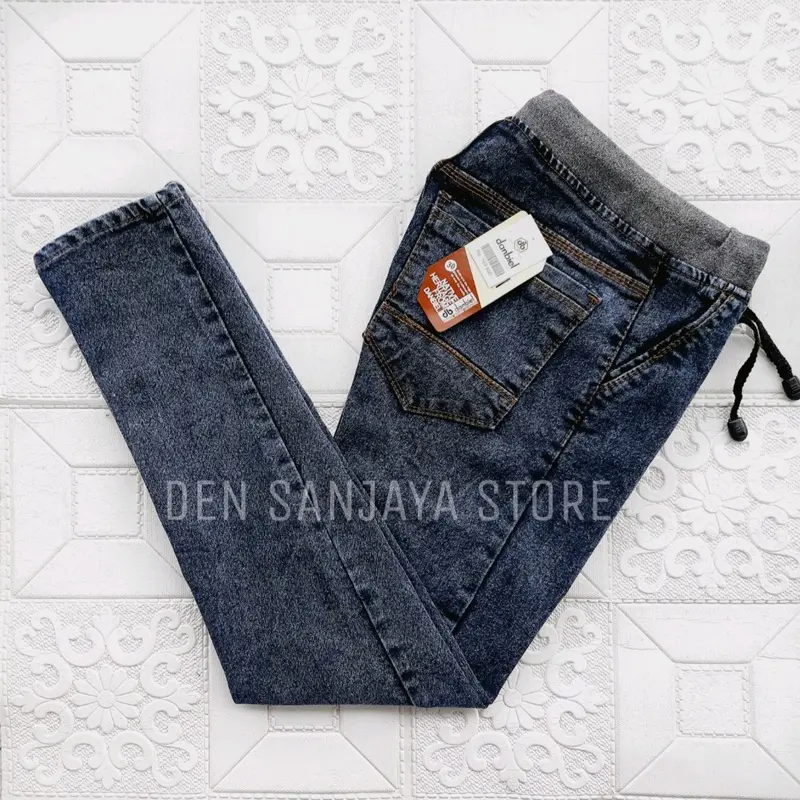 celana jeans panjang pria pinggang karet size 28-44 Slim Fit  Denim  Melar  Nyaman 3