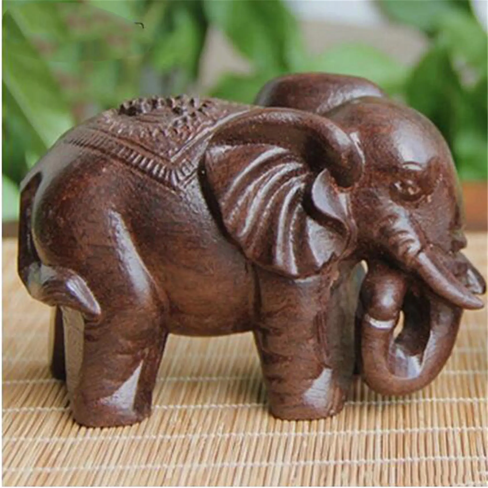 Tượng Voi Bằng Gỗ Chạm Khắc Bằng Tay 1 Chiếc, Chạm Khắc Voi Bằng Gỗ Từ Thái Lan, Hình Voi Phong Thủy, Màu Nâu
