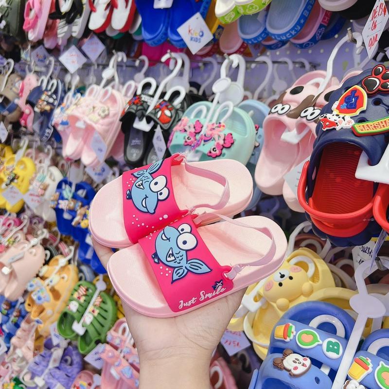 Dép lê có quai siêu nhẹ, siêu êm chống trơn trượt cho bé 1-3 tuổi A236 4