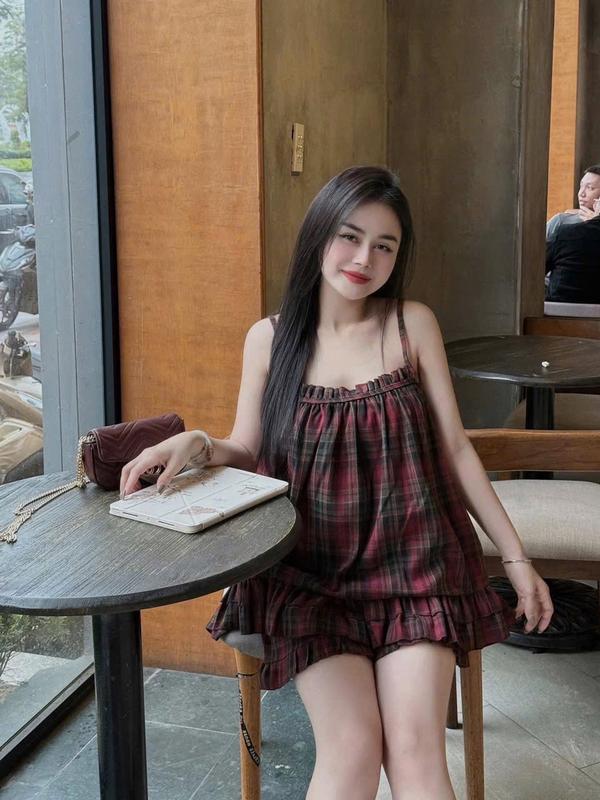 Sét Đồ Ngủ 2 Dây Nữ Đẹp Pijama Dành Cho Nữ Chất Đũi Thô Mong Nhe Họa Tiết Caro (Có BIGSIZE) Áo Ngủ Quần Ngủ Women vn đuôi chuối