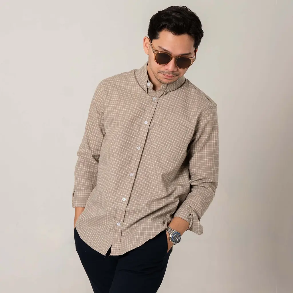 Kemeja Kotak Garis Pria WOODCUTTER Plaid Basic Shirt - Cream Lengan Panjang