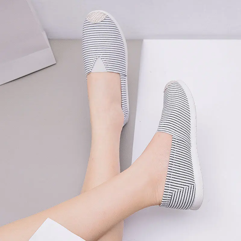 Giày Vải Nữ, Giày Lao Xưởng Ngư Dân Lười Biếng, Đế Mềm, Không Trơn Trượt, Giày Lười Thường Ngày, Phong Cách Bắc Kinh Cũ, Thích Hợp Cho Mùa Xuân Và Mùa Hè, Năm 2023 7