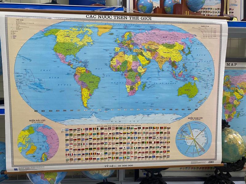 Bản đồ hành chính Thế Giới khổ to 84x120cm có nẹp treo tường chuyên dùng trong trường học