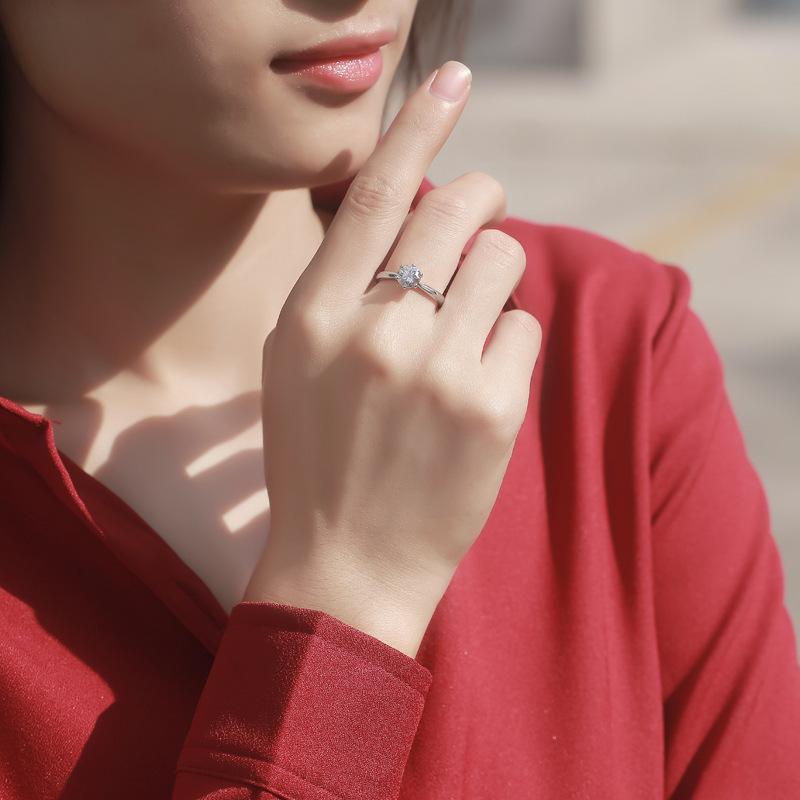 Product Introduction of Hot-selling crown classic six-claw open ring, fashionable wedding ring for women 3