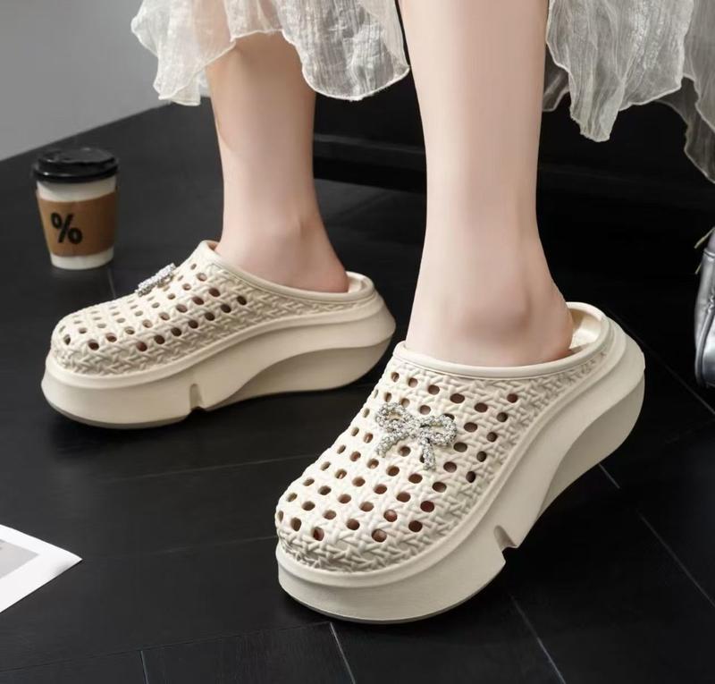 Product Introduction of Giày Tăng Chiều Cao, Bán Chạy Cho Mùa Lò Xo Và Mùa Hè, Đế Dày 7Cm, Siêu Nhẹ, Thoải Mái Khi Bước, Thời Trang, Thiết Kế Dễ Phối Đồ, Guốc, Phong Cách, Giày Tăng Chiều Cao dép  bùi  trà，Tăng thêm 7cm dép  chữ  h 4