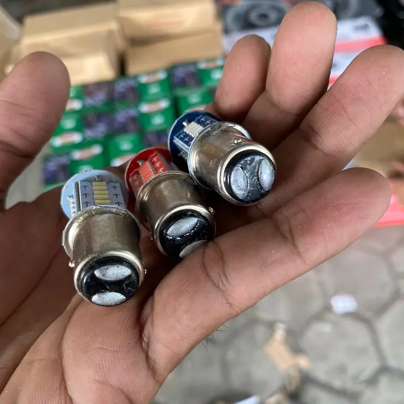 Lampu dop stop belakang led biru dan merah putih universall Car Kendaraan 3