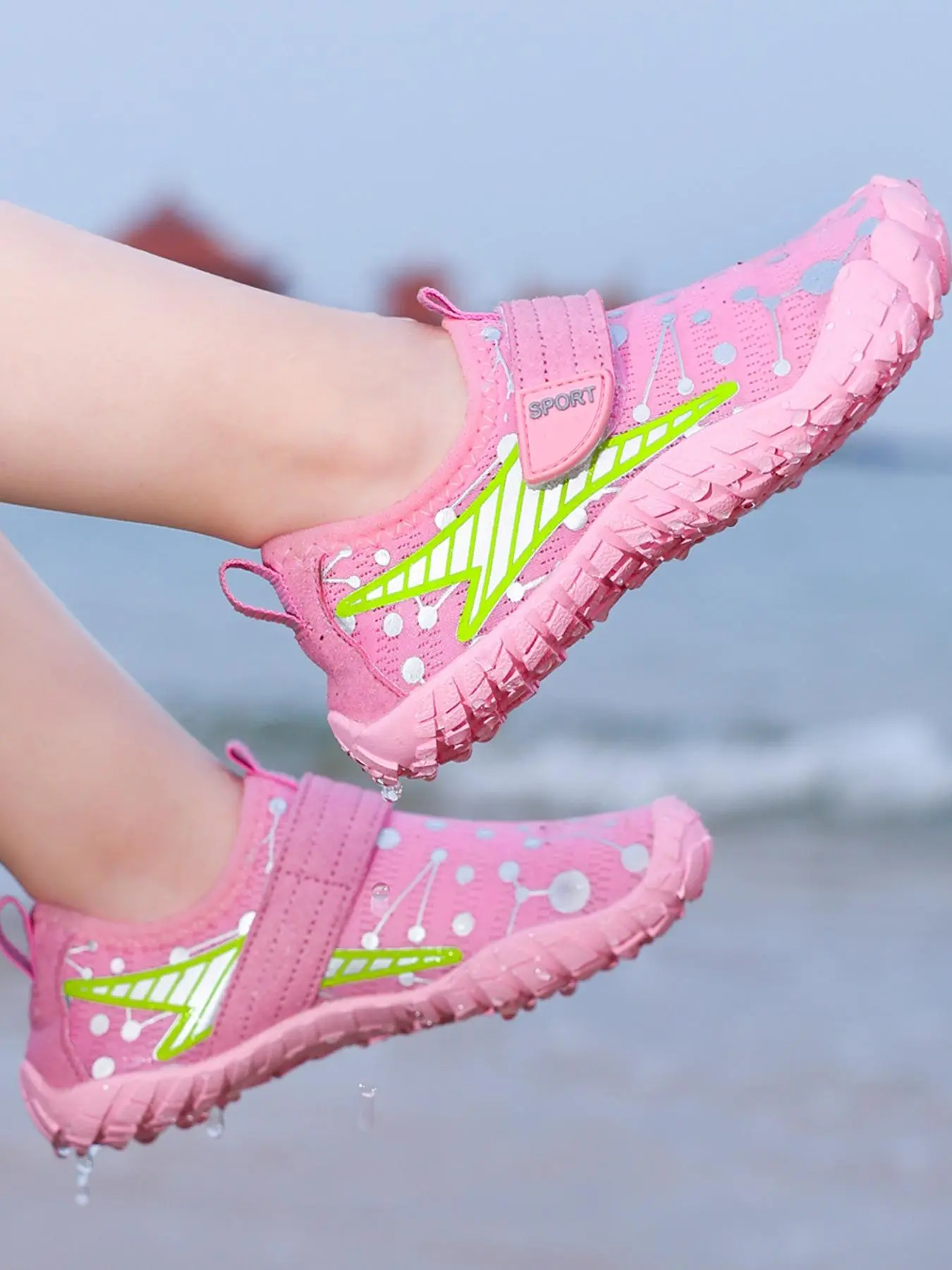 Kids Geometric Pattern Water Shoes, Casual Breathable Outdoor Swimming Shoes for Girl, Beach Shoes for Kids, Lightweight Non-slip Water Shoes for Kids