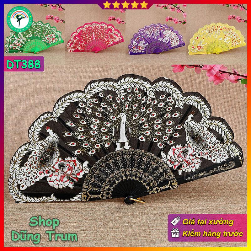  Quạt cổ trang cầm tay họa tiết Chim Công ngẫu nhiên chất liệu nan nhựa bền đẹp DT388 