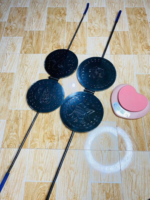 Khuôn bánh kẹp cuốn bằng sắt size 18cm hàng dày đẹp đúc