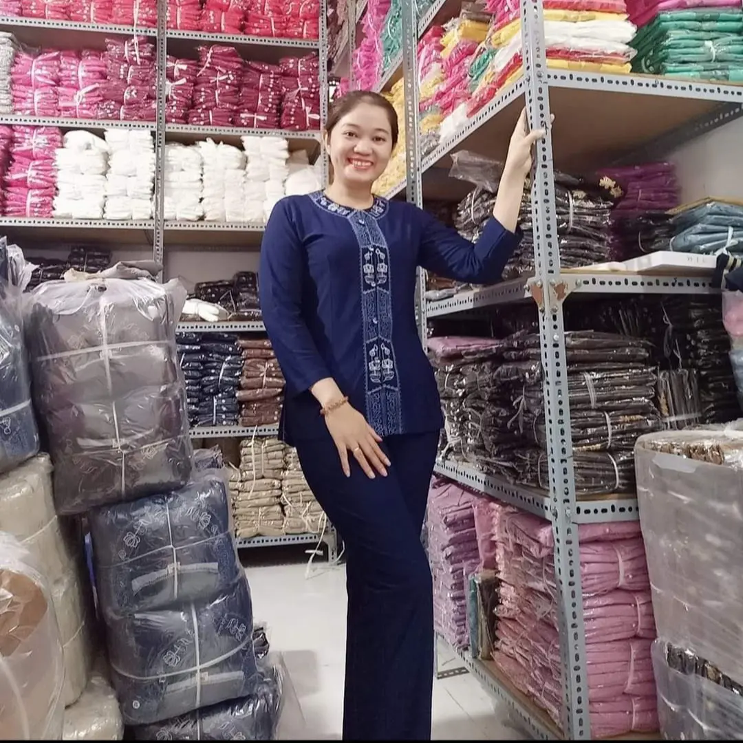 Áo Lam Đi Chùa Nữ - Pháp phục truyền thống thêu sen tay dài, phối hoa văn, dành cho chị em phật tử