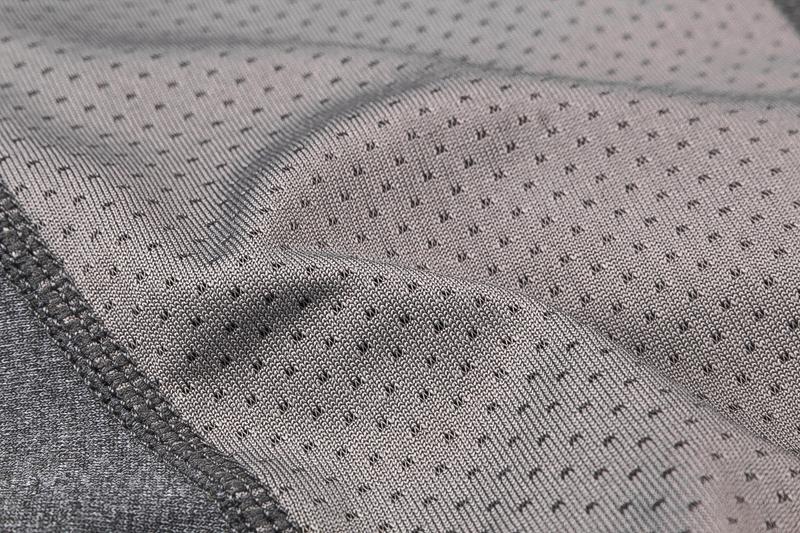 Product Introduction of Men'S Sports Shorts Fitness Training Running Elastic Quick-Drying Mesh Breathable Tight Shorts 11