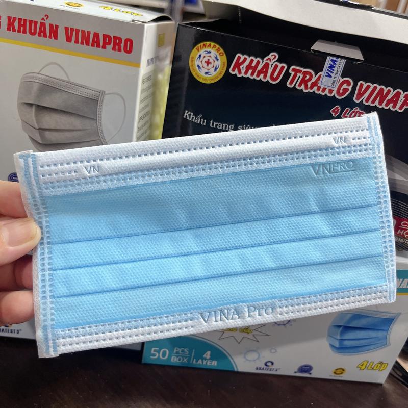 Hộp 50 cái Khẩu trang y tế 4 lớp Vinapro giấy lọc kháng khuẩn, ôm mặt quai mềm không đau tai. 2