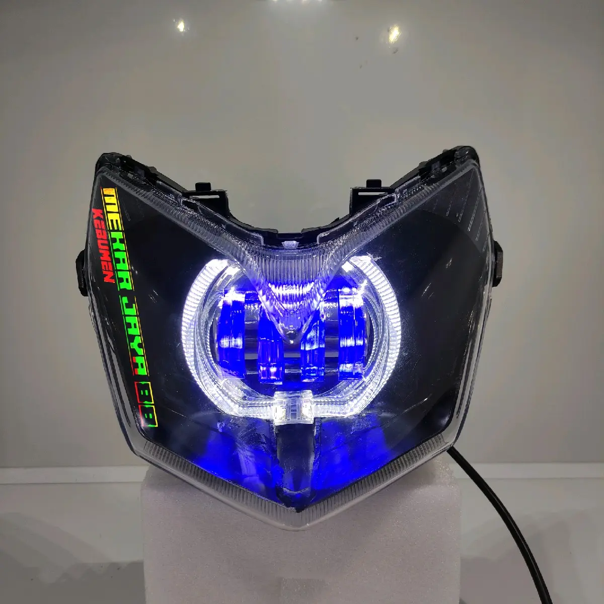 LAMPU LED PROJIE BILED 4 LENSA SUPRA X 125 BATMAN 4 LENSA Foto Kabel Motorcycle