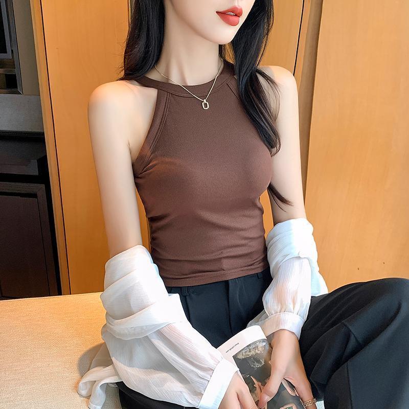 Product Introduction of Áo hai dây cổ yếm có đệm nâng đỡ vải Viscose tự nhiên mềm mại, thoáng mát, phù hợp mặc nhà và tập gym, mã VAA0548. 8