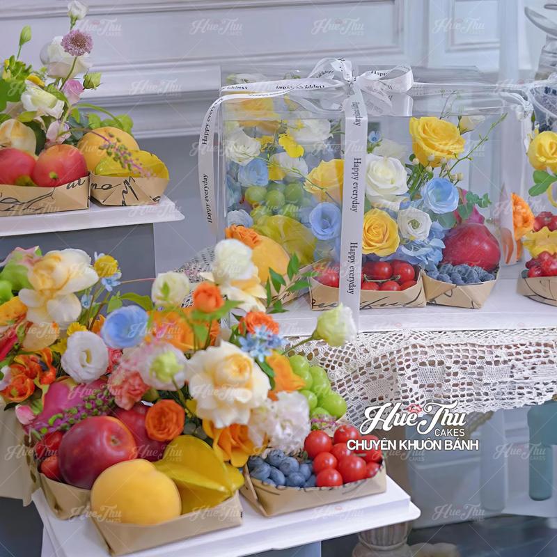 Hộp đựng bánh Mica Vuông trong suốt 11/13/16/22/26/28/30/32/34/36cm (cao 15-45cm, kèm đế) đựng bánh sinh nhật, quà tặng 4