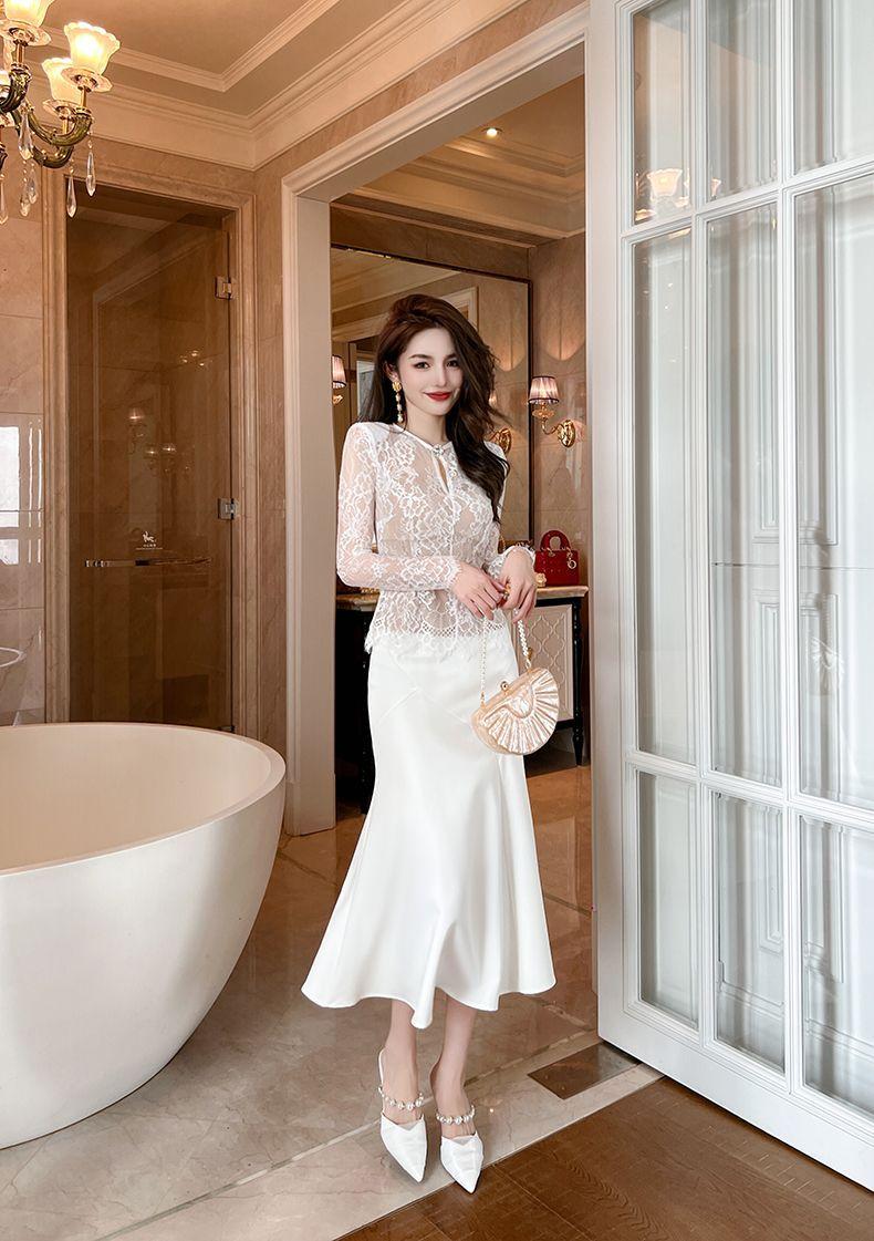 Product Introduction of Áo Lớp, Thiết Kế Thời Trang Dễ Phối Đồ, Chất Liệu Ren khoét Độc Đáo Phong Cách Gợi Cảm, Chống Lão Hóa, Tay Dài, Cao Cấp, Áo Trắng, Dành Cho Nữ 3