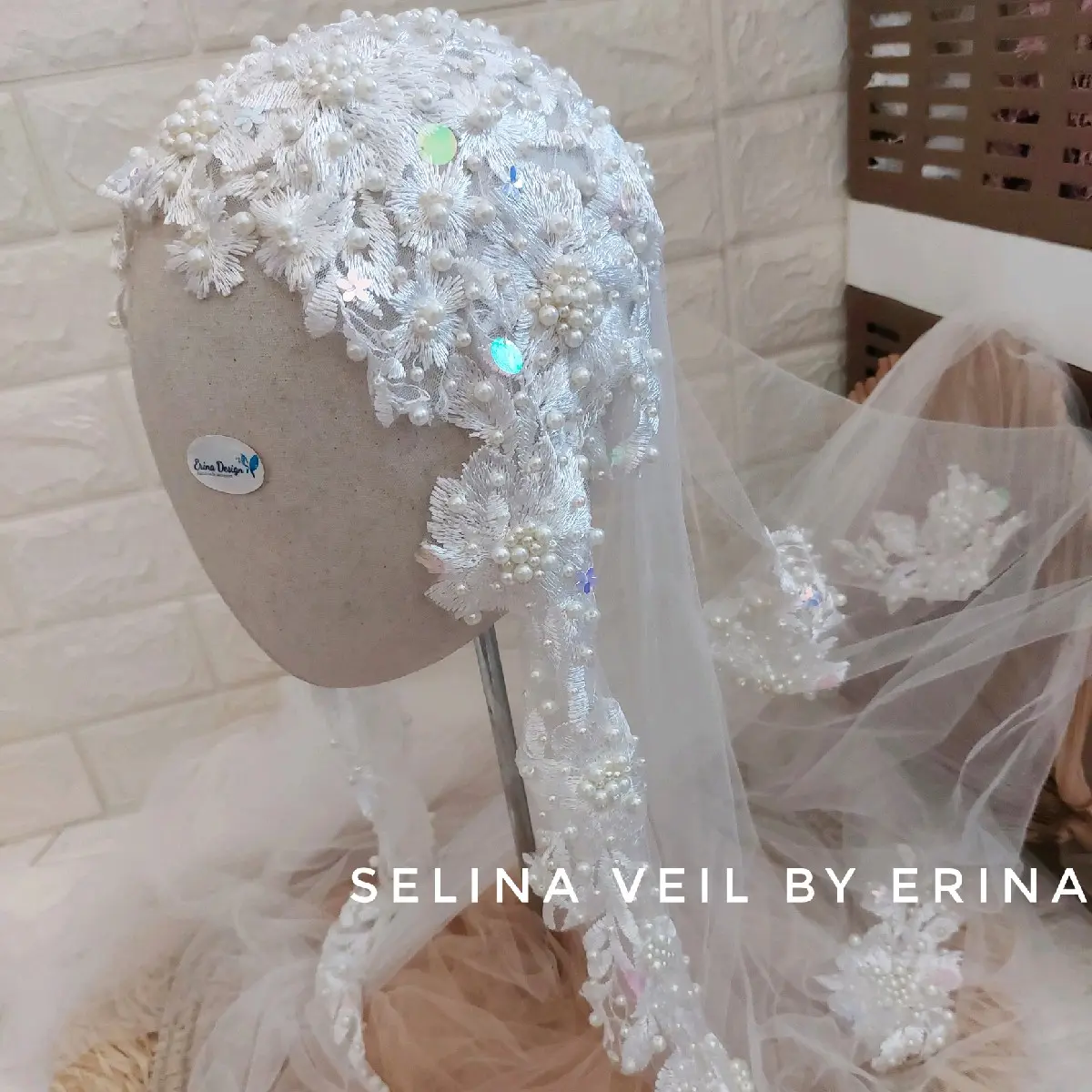 selina veil