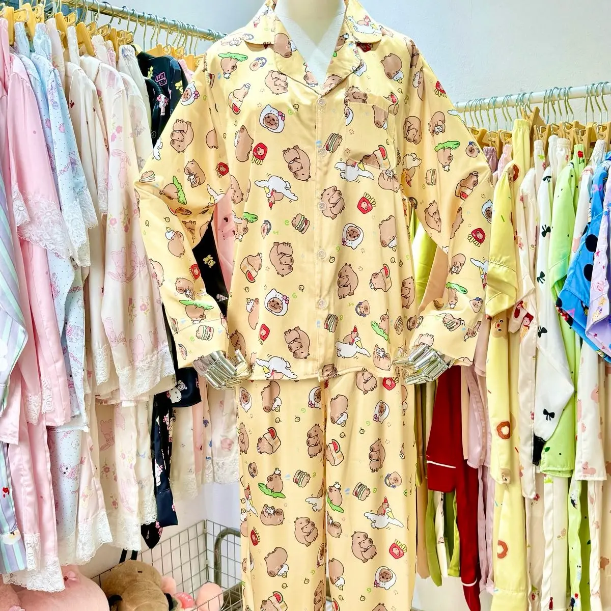 M126 NHỌ PYJAMAS bộ mặc nhà CAPYBARA vàng nâu cute