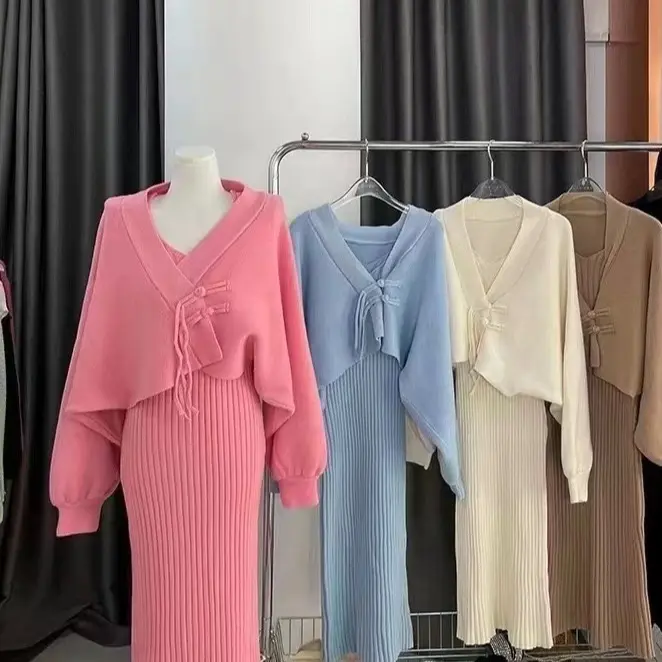 Set váy body kèm áo khoác len chất màu Hồng