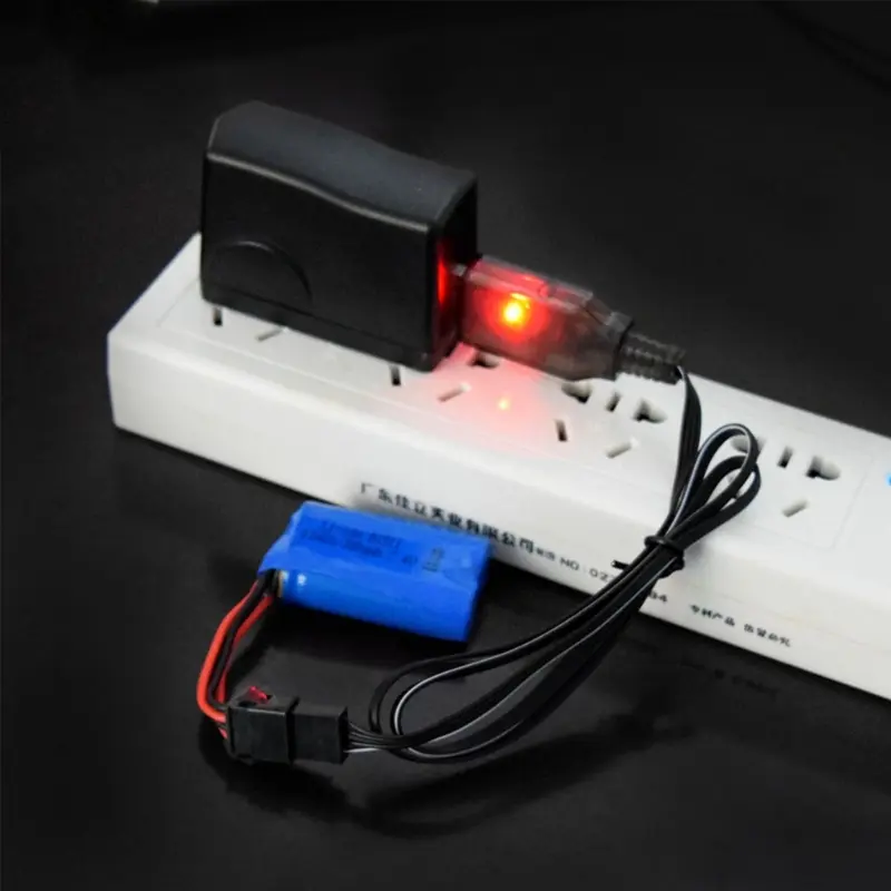 Xinya 7.4V Li-ion Battery USB Charging Cable 1000mA Li-ion Battery Charger XH-3P Reverse Interface for 18650 Battery Pack