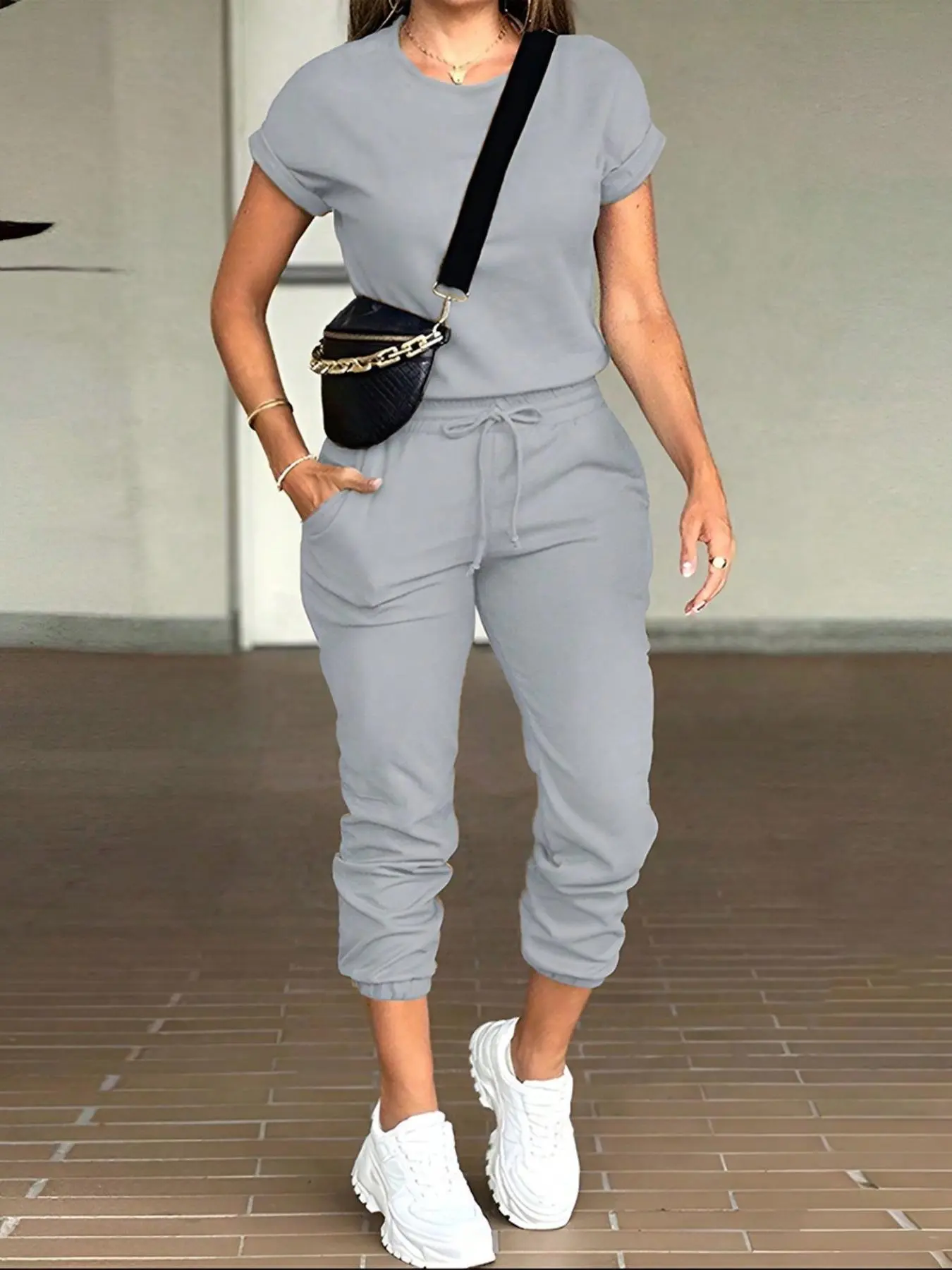 Two-Piece Set Women's Plain Round Neck Tee & Drawstring Waist Pocket Pants Set, Casual Short Sleeve T-Shirt & Trousers, Ladies Clothes for Daily Wear