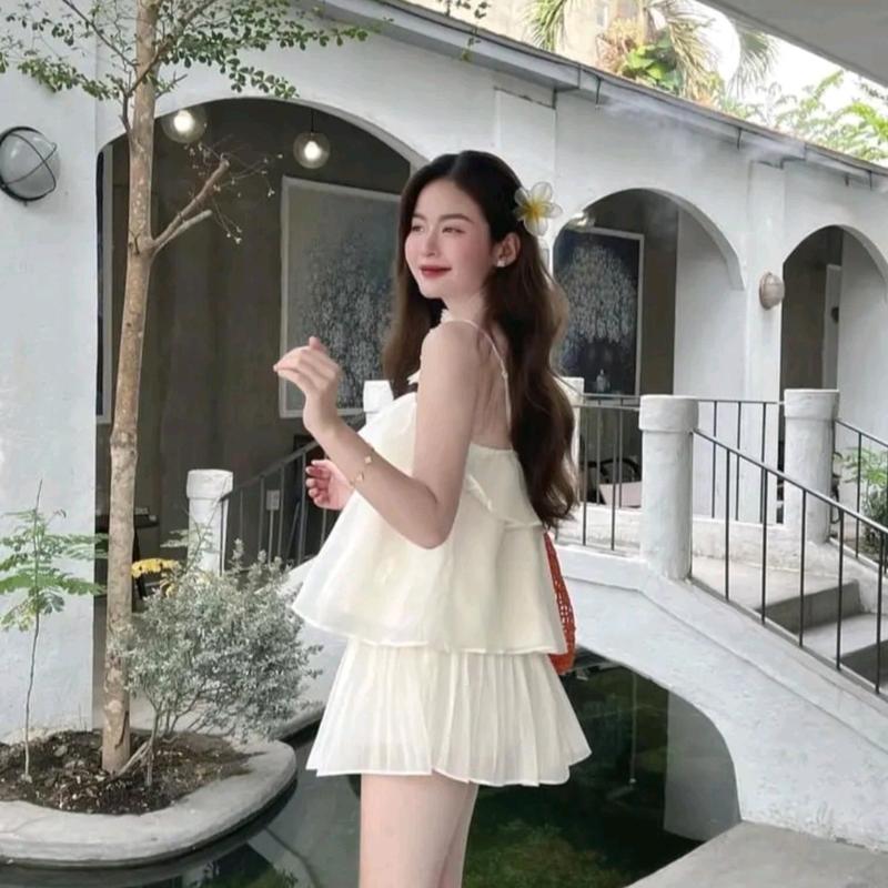 Đầm váy tơ dáng babydoll 2 dây 3 tầng đính cánh hoa siêu xinh Nữ