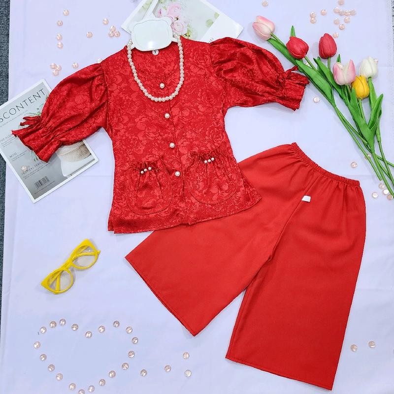 9-33kg Bộ áo bà ba gấm tay lở thiết kế nhún thun cài nút ngọc + quần lụa mua 2 bộ kèm 1 vòng ngọc