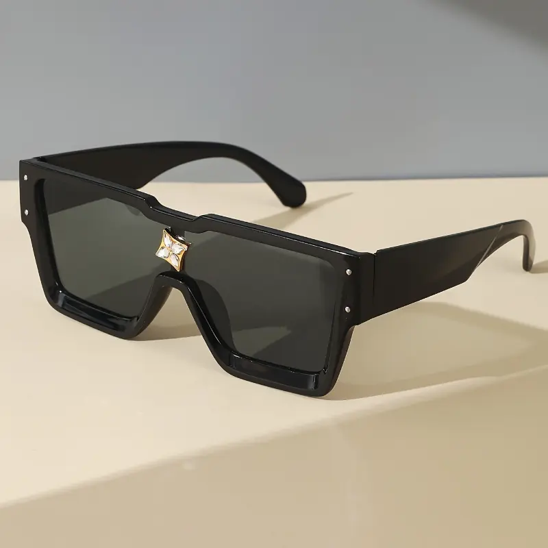 coveted status A Pair of Stylish Retro Rhinestone Decorative Square Glasses, Suitable for Both Men And Women, Perfect for Casual Daily Wear, Outings, And Parties. 1