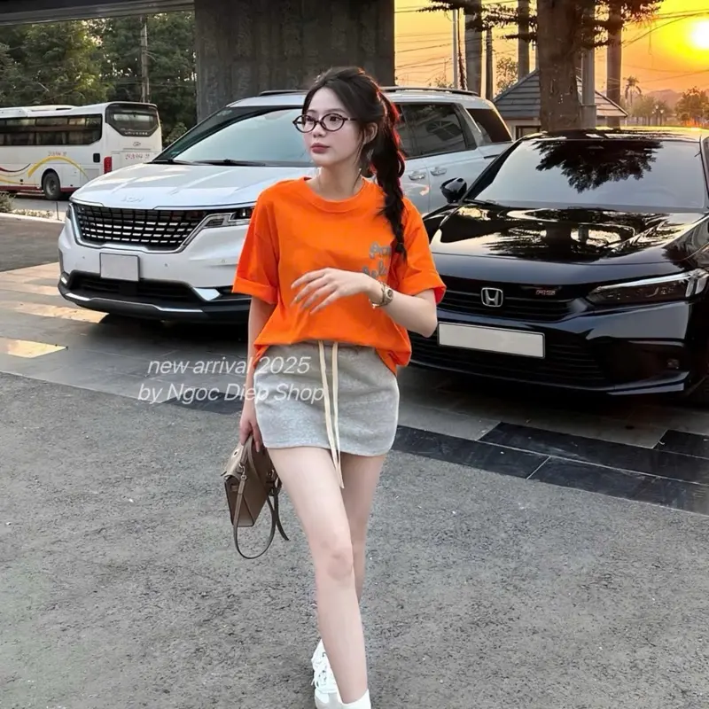 Set áo mix váy xám màu lạ hot hittt