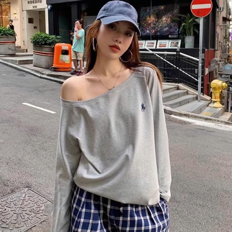Product Introduction of Áo thun Dài Tay Nữ Lệch Vai In Hình ANHSTORE, chất 100% cotton 4 chiều cao cấp, phom rộng cá tính - Top Nữ - Women áo  lệch áo  ngang Nhung Cổ Tròn 16