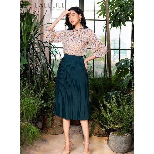 Product Introduction of LALULILL Chân váy hai lớp dập li lụa viscose - BC50 4