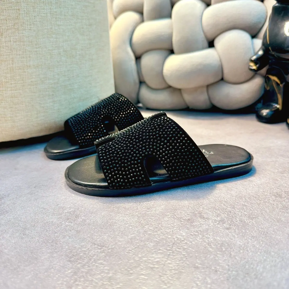 Dép lê HMM đính đá da mềm quai êm thoáng chân cho bé trai đi học đi chơi size 26-35