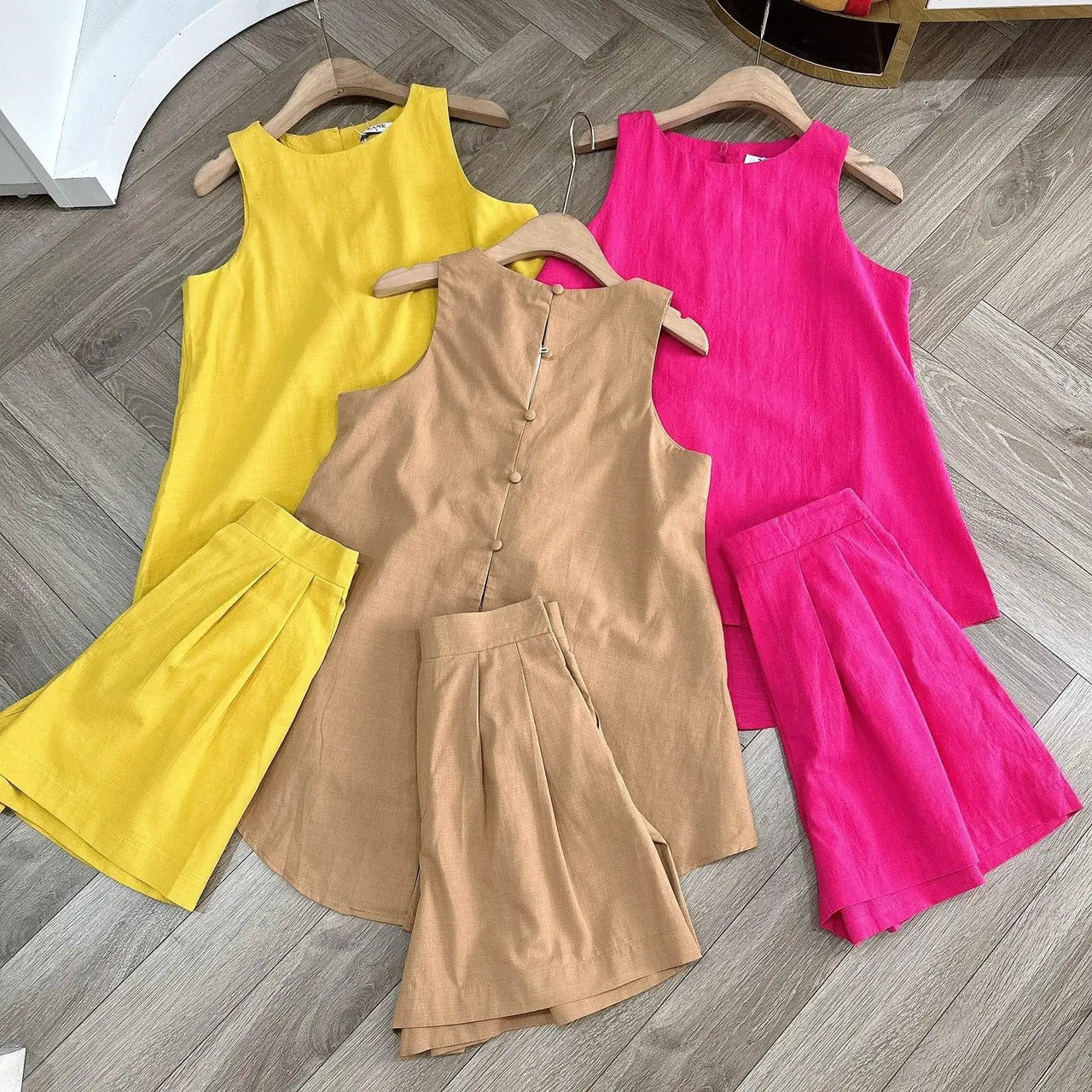 [3 size 46-70KG] Đồ bộ LỤA ĐÙI ĐŨI NÚT SAU NỮ DỄ THƯƠNG MỊN MÁT thời trang
