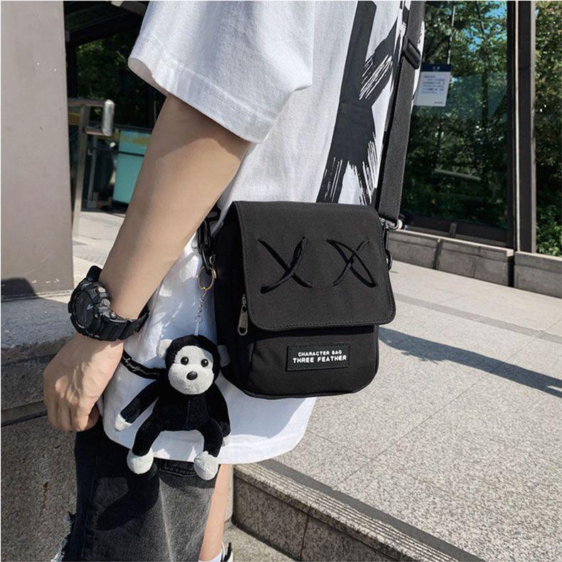 Túi Đeo Chéo Cho Nam, Phong Cách Thể Thao Hợp Xu hướng Đeo Một Bên Vai, Ba Lô Nhỏ Phong Cách Đường Phố Nhật Bản, Thích Hợp Cho Các Cặp Đôi, Túi Thường Ngày, Năm 2025, Được Bán Lẻ 1768 Lần