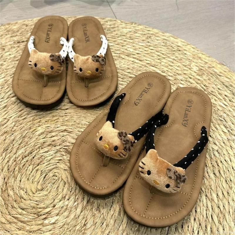 Product Introduction of Dép Xỏ Ngón Hello Kitty, Siêu Mềm, Chống Mài Mòn, Đế Bằng, Ngọt Ngào Và Cổ Điển, Dễ Phối Đồ, Họa Tiết Chấm Bi, Có Sẵn Năm 2025 1