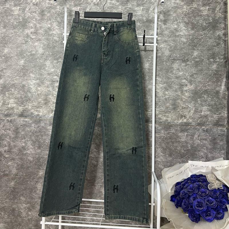 Quần Jean Dáng Xuông Thêu H Xanh Bụi Siêu Hách Dáng