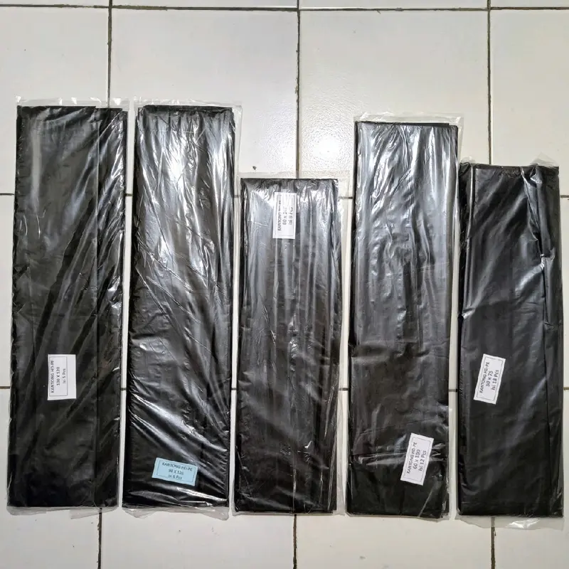 Kantong plastik sampah hitam ukuran 90x120 cm (isi 6 lembar) trash bag / tempat sampah / plastik sampah hitam 3