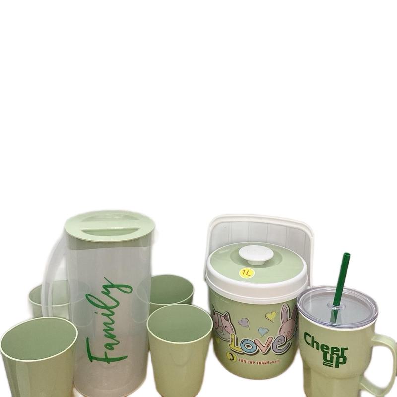 Combo 7 Món gồm 1 cái bình giữ nhiệt 1 lít +1 ly quai có nắp+1 bộ ca và 4 ly nhựa Tân Lập Thành