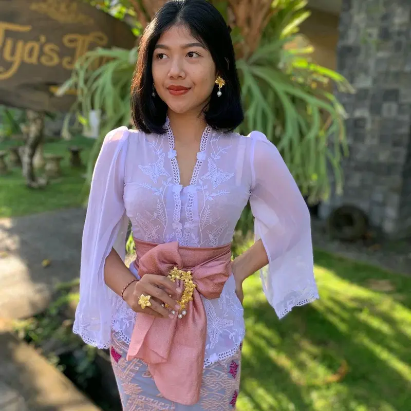 Kebaya Jadi Bordir Tangan Pecah || Kebaya Adat Bali Modern || Kebaya Adat Bali Kekinian || Kebaya Adat Bali Murah 1