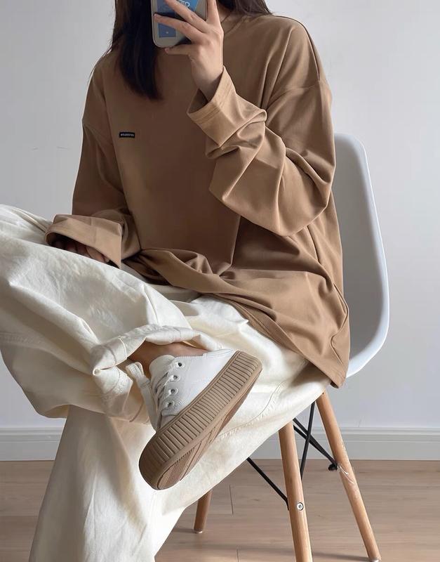 Áo thun phông dài tay nam nữ from rộng có logo ngực,áo phông nhiều màu chất liệu cotton cao cấp. phong cách hàn quốc. Top Cổ Tròn