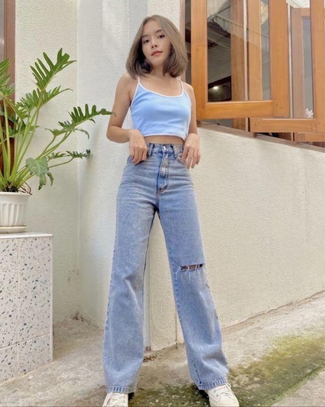 CLARA HIGHWaist KULOT JEANS LOOSE RIPPED PREMIUM Basic High Panjang  Wanita  Celana biru  denim  outfit 1