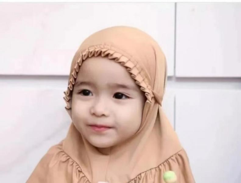 Product Introduction of Hat with Pleated Hem, Ruffled Edges, Lace Trim, Little Girl Children's Headscarf, Malay Scarf H364 0