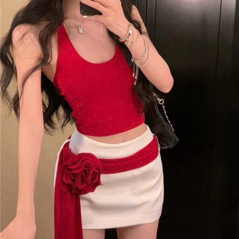 Set áo yếm V chân váy kèm đai hoa ôm body tôn dáng sexy Mery Set Biu Clothing BB0331 Nữ Women Kem Top Đen