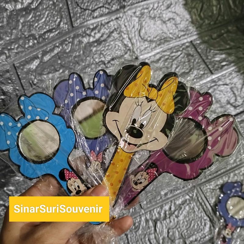SOUVENIR ISI 100 PCS KACA CERMIN KARAKTER LUCU KEMAS PLASTIK souvenir Pernikahan 0