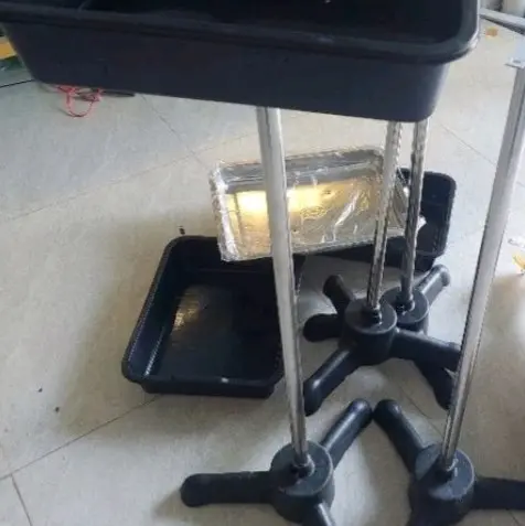 Chân Mâm nhựa đựng dụng tóc đế đỗ xi măng chắc chắn 1