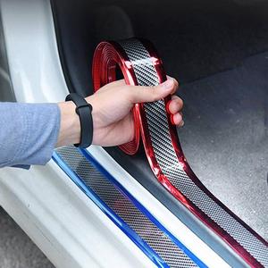 注目 車用ドアシルプロテクター ドアシル保護ストリップ 1個 傷防止 デコレーションカーアクセサリー
