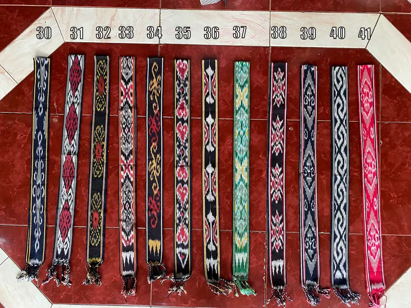 Kain Syal Tenun Ikat Kepala 3