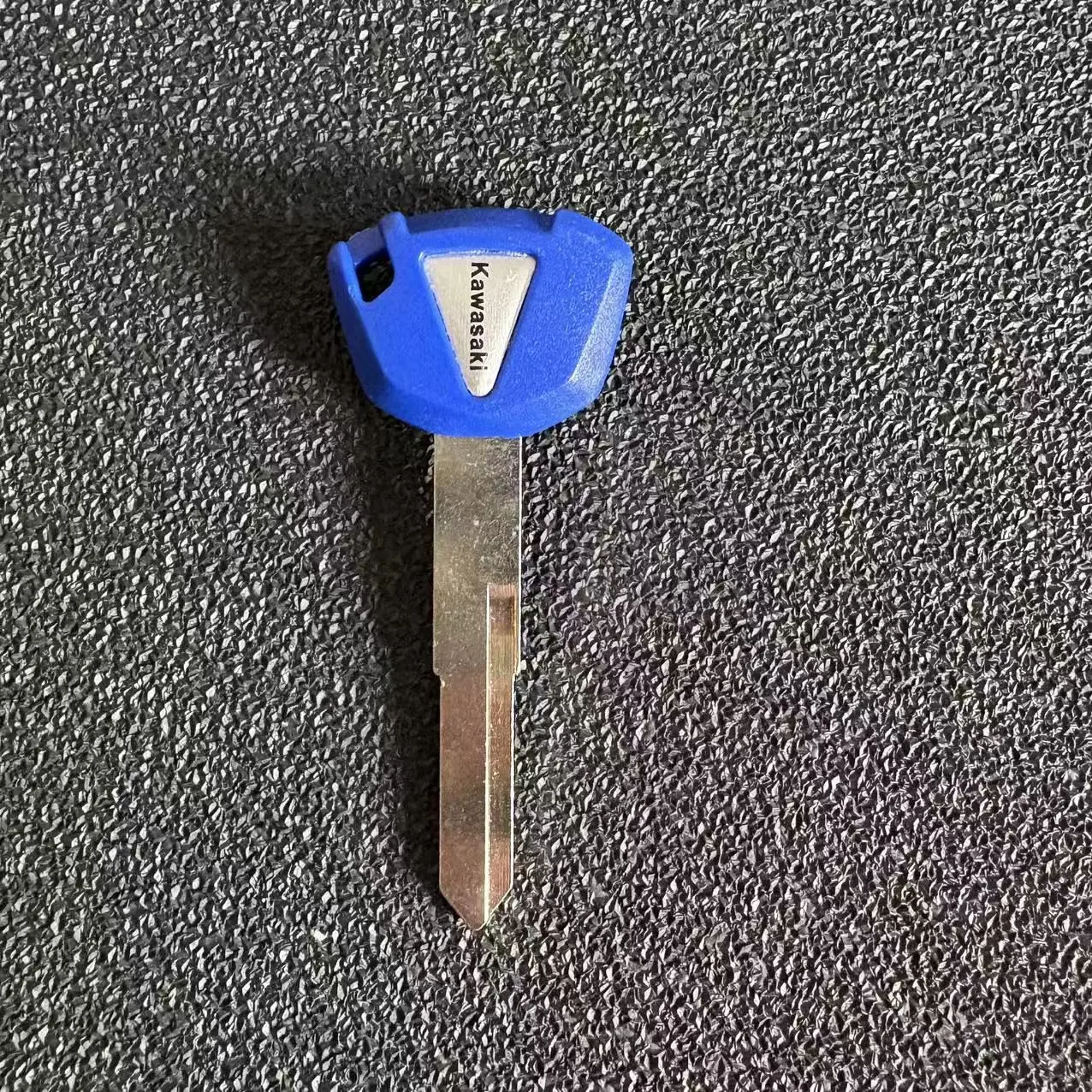 1x Key Blank Uncut For Kawasaki Ninja 400 ZX-10R ZX-10R Z650/RS