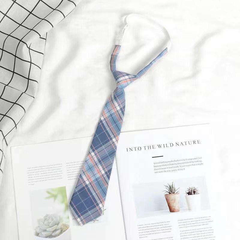 Product Introduction of Blue Tie DK Shirt Men's Casual Formal Lazy No-Knot Easy Pull College Style Bow Tie Women's Decoration 17